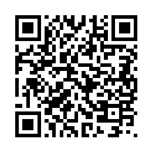 豆大的汗珠沿着他的脸颊流淌而下二维码生成