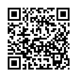 贝海直接把小包往卡森的手中一送二维码生成