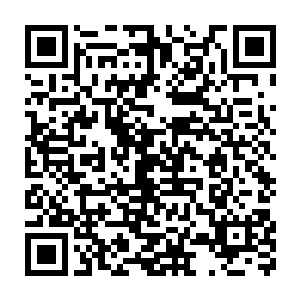 贝芙丽和菲奥娜的父母是在知道女儿生了孩子之后才过来看女儿的二维码生成