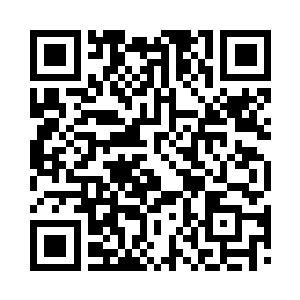 负责的保安和警察并没有让记者采访球员们二维码生成