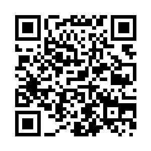 贴着大腿的手指在黑夜中捏了个法诀二维码生成