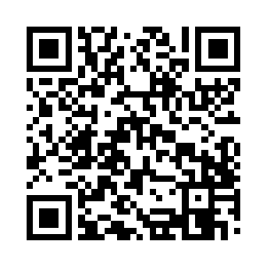 费燕娜看到费芷柔还在怀疑和犹豫的神情二维码生成