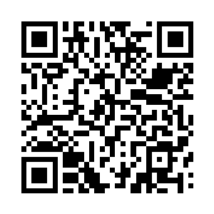 赌场经理把自己的名片递给了柳逸尘二维码生成