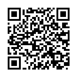 赤练蟒巨大的身体陡然间失去了平衡二维码生成