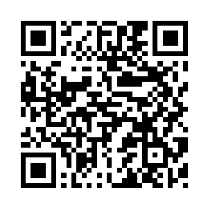 走上了大厅前方的一个临时布置的台子二维码生成