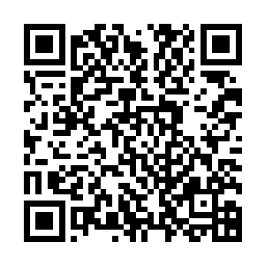 走出很远的李月茹突然回头娇笑着看着愣在原地腹诽的吴虎臣二维码生成