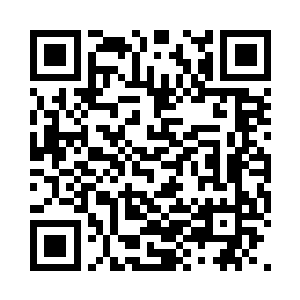 走到呢绒花海尽头就看见一座华丽的洞府二维码生成