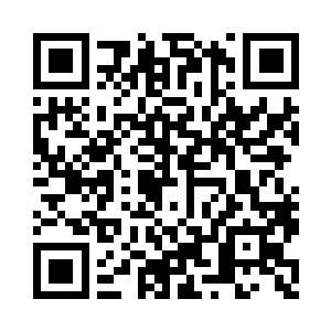 走到火池旁的苗毅又感受到了恐怖的高温二维码生成