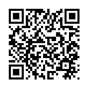 走到离沈苍苍不远的另一间院子内二维码生成