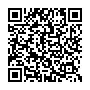 走在太乙玄门队伍最前面的那个白发白须的老者二维码生成