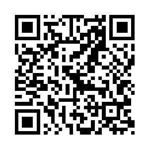 走廊的尽头传来了很有节奏的高跟鞋的声音二维码生成