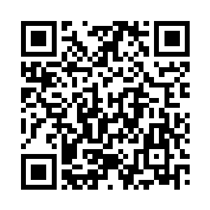 走廊里都有专门的便衣保安在来回巡逻二维码生成