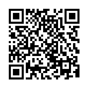 赵仙师就从口袋里拿出三块仙石递给方凌道二维码生成