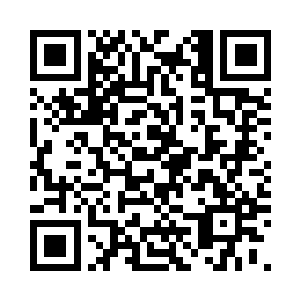 赵剑飞在众目睽睽之下走下旗舰甲板二维码生成