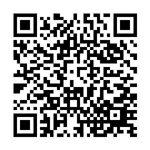 赵建宇就把赵纯良还有他的三个女人叫到了一间小房间里二维码生成