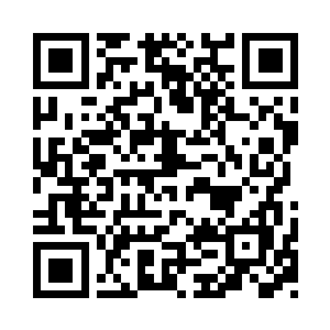 赵文华已经搀扶着严嵩缓步走出了西苑了二维码生成