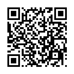 赵柯领着谢芳华一路出了平阳县守府门二维码生成