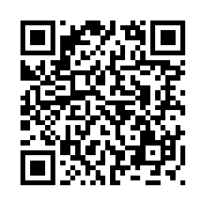 赵科长看向林冰冰的警服上的标志二维码生成