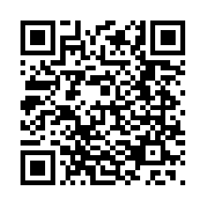 赵菁燕生来就是一个非常自负的女人二维码生成