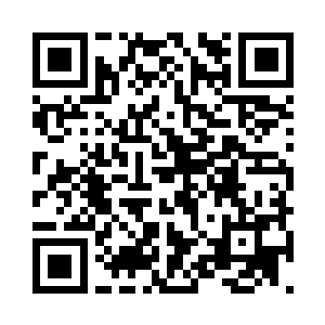 赵长枪却双手抓着车子的顶棚然后身体一荡二维码生成