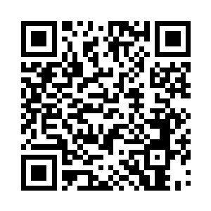 赵长枪又看了一眼站在里面的那个小姑娘二维码生成