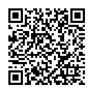 赵长枪就见那个粗壮的青年到主席台上一阵罗里吧嗦二维码生成