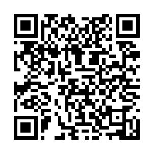 赵长枪的眼睛一眨都不眨的盯着眼前这家伙的眼睛二维码生成