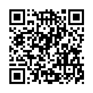 趴在教室的阳台上痴痴看着他的画面二维码生成