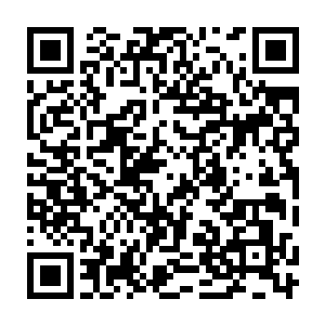 距离和时间上的优势让他可以在对方的人马赶到之前迅速集结好自己的人马二维码生成
