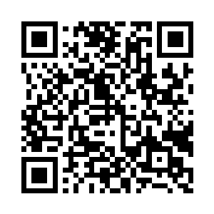 跟倾城和孔小萌说了自己之前的感受之后二维码生成