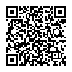 跟周围的混沌气流组成了人们认知之中的天外天二维码生成