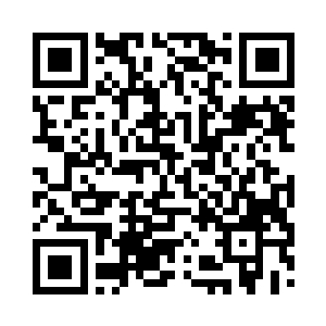 跟着小龙手拉手的朝着卖冰糖葫芦的跑了过去二维码生成