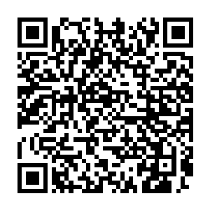 跟着就被山神扔到了一个破破烂烂半人高的平板石砌出来的石庙前面二维码生成