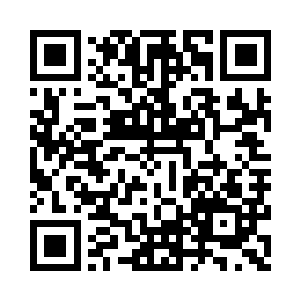 跟豪华亮堂的顶级套房客厅很不相称二维码生成