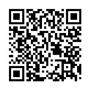 跟随在李思辰骑着的破烂电动车后面二维码生成