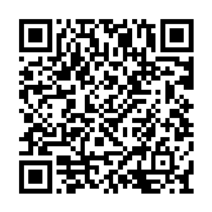 跟黄石一起走出来的一名黑老大也忍不住开口了二维码生成