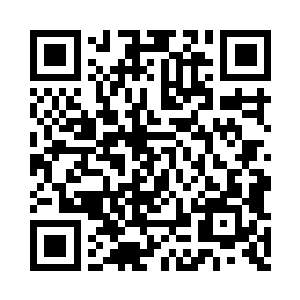身上层层叠叠的皇后的礼服就像是堆积在床上二维码生成