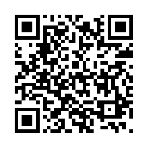 身上的伤口正是刮到护栏上弄出来的二维码生成