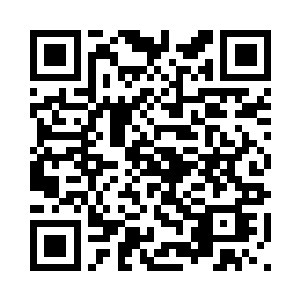 身上的长裙不知是什么材质织成的二维码生成