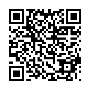 身体则以空悬浮的药丹为心旋转了起来二维码生成