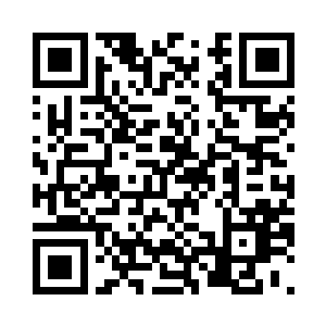 身体在食堂的地板上划出去老大一截二维码生成