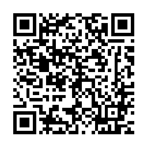 身体里像是有股邪气直冒……她发现自己以灵魂状态漂浮在半空二维码生成