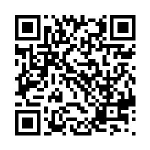 身后衍化出一团团连绵不休的火色红云二维码生成