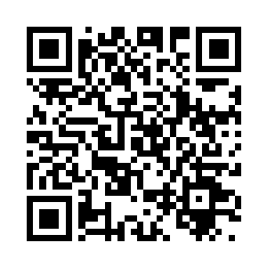 身在半空中的罗林立刻摆出防御姿态二维码生成