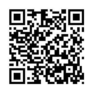 身无分文的他也根本不在乎前方会有什么东西二维码生成