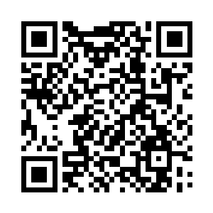 身边的人都很羡慕我们这个幸福的三口之家二维码生成