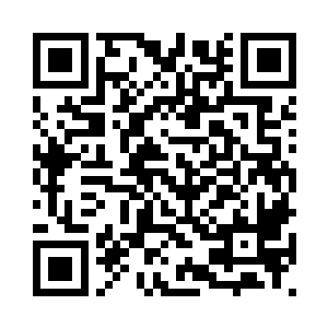 车后座伸出一柄黑洞洞的粗壮枪口二维码生成