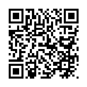 转头看了看坐在自己身边的伊莱和利亚姆二维码生成