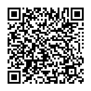 转眼之间那四周的山已经好像一个个浸泡在汪洋之中的小岛一样了二维码生成