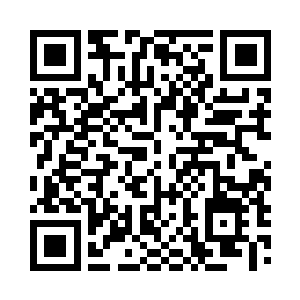 轮到他向沈喜臻行礼时他脸上的笑意就更浓了二维码生成